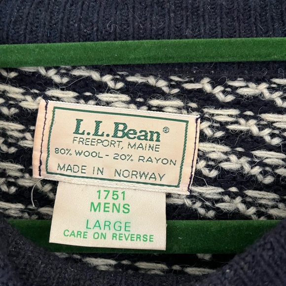 L.L BEAN Men’s Sweater size L wool blend navy and cream Vintage made in Norway - Picture 4 of 8